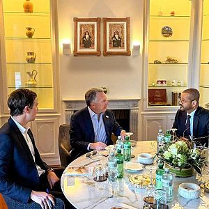 Cinco continentes - Cinco Continentes - Negociaciones positivas entre EEUU e Irán en Ginebra - Escuchar ahora