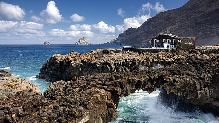 El hotel más pequeño del mundo está en la isla de El Hierro - En clave Turismo | Escuchar