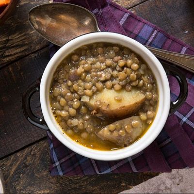 Legumbres, en guiso o en bombón, son alimento indispensable - En clave Turismo | Escuchar