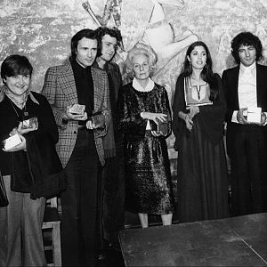 Joyas del archivo sonoro - Joyas del archivo sonoro - Gabriel Celaya entrevistado por Felicidad Blanc y Michi Panero - Escuchar ahora