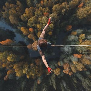 Economía de bolsillo - Si te prometen altas rentabilidades sin riesgo, desconfía - Economía de bolsillo | Escuchar