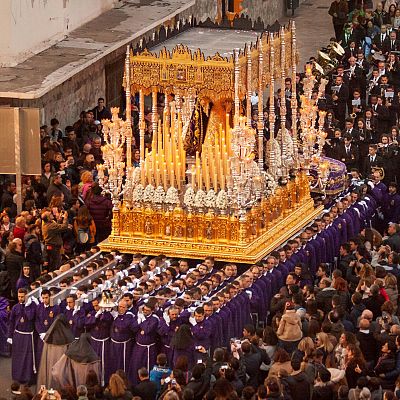 Semana Santa: El alma de España en vilo - Emisión en chino | Escuchar