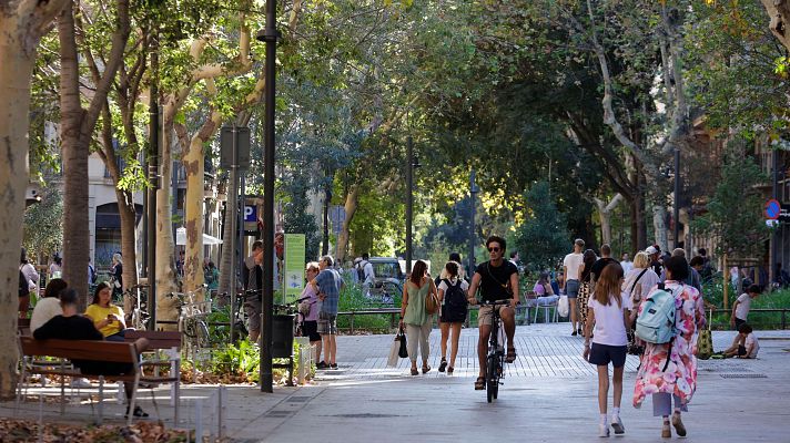 Los ejes verdes reducen 3,1 dB el ruido en las ciudades - A golpe de bit | Escuchar