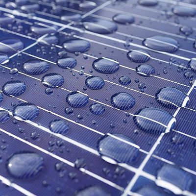 Una lámina capaz de generar energía a partir de sol y lluvia - A golpe de bit | Escuchar