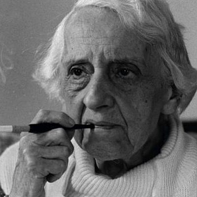 Grandes filósofas olvidadas - Marca España | Escuchar