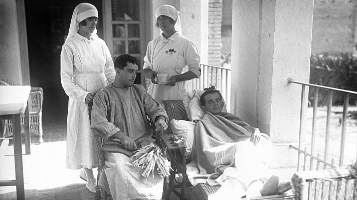 Enfermeras españolas pioneras en los campos de batalla - Cultura con Ñ | Escuchar