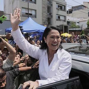 Hora América - Fujimori asegura el paso a la segunda vuelta electoral en Perú - Hora América | Escuchar