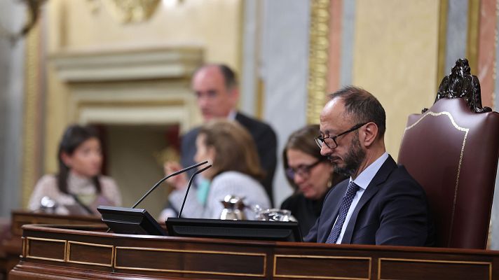 Gómez de Celis tras su enfrentamiento con Vox: \"Estaba todo pensado\" - Las mañanas de RNE | Escuchar