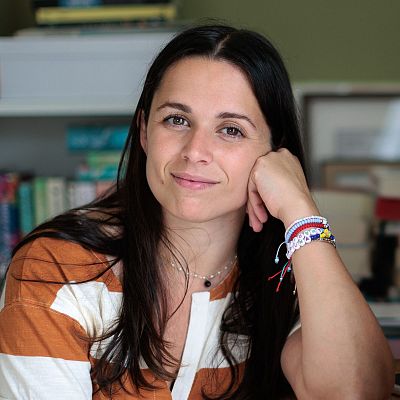 Alice Kellen nos adentra en 'El club del olvido' - Las mañanas de RNE | Escuchar