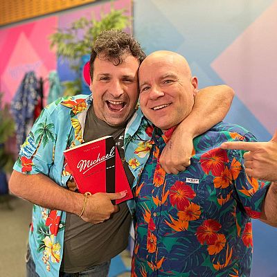 La vida de Michael Jackson contada por Toni Arias - Mañana más | Escuchar