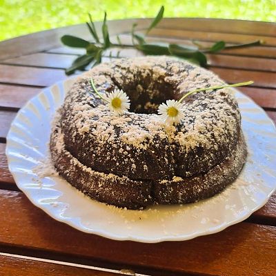 Kuzina Emisión Sefarad kon Dulsurias. Tortika de Chokolate - Emisión en sefardí | Escuchar
