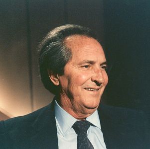 Joyas del archivo sonoro - Joyas del archivo sonoro - Luis Miguel Dominguín y su entrevista más reflexiva con Luis del Olmo - Escuchar ahora.