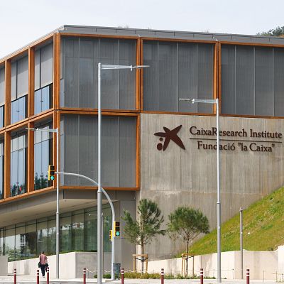 El CaixaResearch Institute abre sus puertas en Barcelona - A golpe de bit | Escuchar