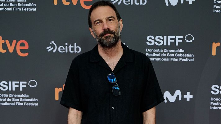 Cineasta Sérgio Oksman apresenta 'Um filme de medo' - Emissão em Português | Escuchar