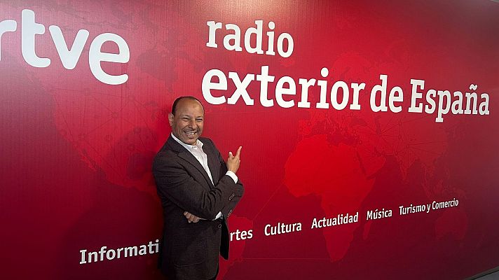 Eldin 'el Egipcio', cómico cairota en lengua española - Emisión en árabe | Escuchar