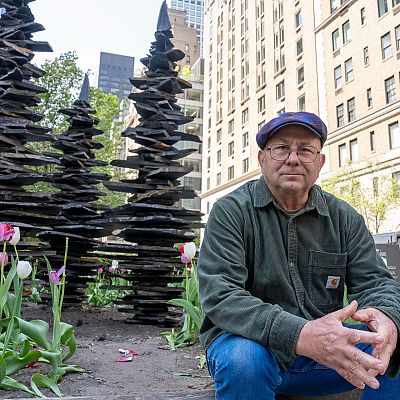 Las esculturas de Manolo Paz viajan al corazón de Manhattan - Cultura con Ñ | Escuchar