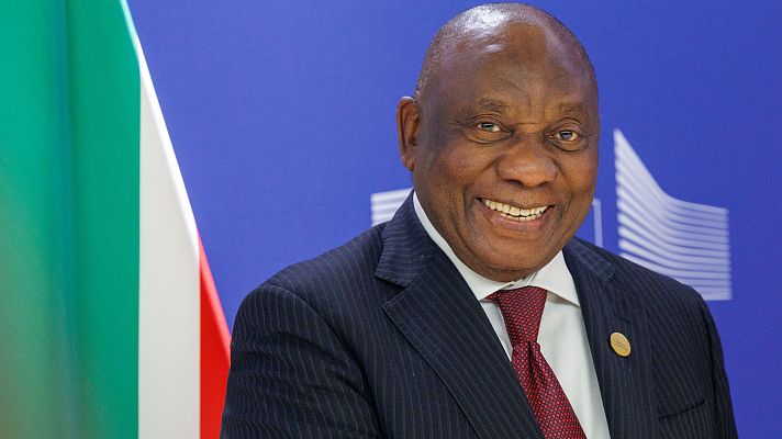 Sudáfrica: comité para destituir al presidente Cyril Ramaphosa - África hoy | Escuchar