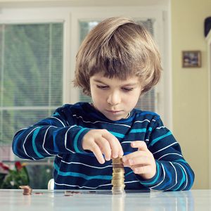 Economía de bolsillo - Creencias sobre el dinero que nacen en la infancia - Economía de bolsillo | Escuchar