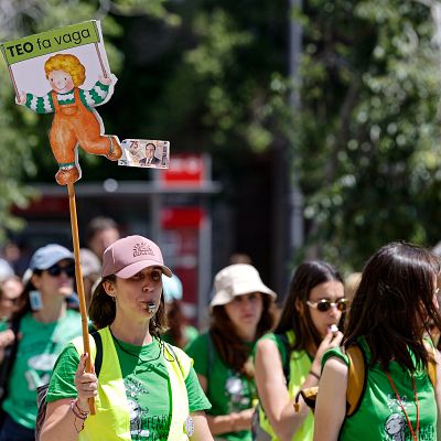 Huelgas de educación en la Comunitat Valenciana y Cataluña - 24 horas | Escuchar