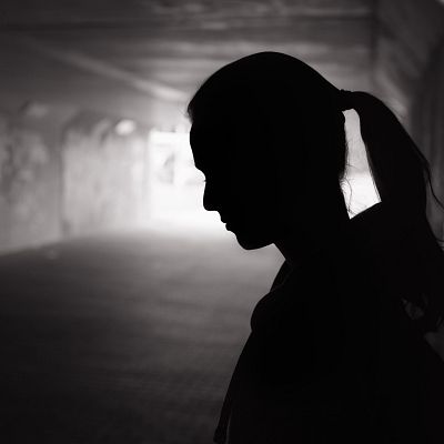 'Más de 11 vidas\": Un libro para romper el tabú sobre el suicidio - 24 horas | Escuchar