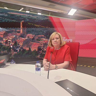Ángeles López de Celis, exsecretaria de Zapatero: \"Se nos ha roto completamente la confianza en Zapatero\" - Las mañanas de RNE | Escuchar