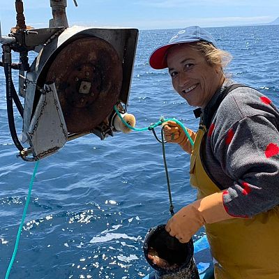 Cepesca promueve la inclusión laboral de la mujer en la pesca - Españoles en la mar | Escuchar