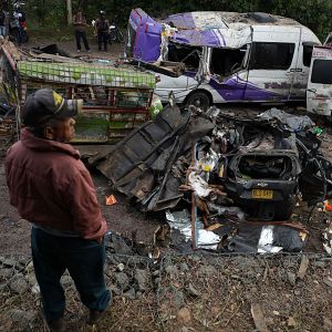 Reportajes 5 continentes - Reportajes 5 continentes - Colombia se enfrenta a sus elecciones más violentas en años - Escuchar ahora