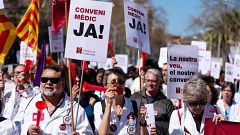 Els metges dels hospitals públics i concertats deixen de fer hores extres