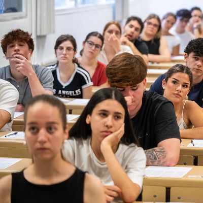¿Cómo te han salido los exámenes de acceso a la universidad? - El despertador de RNE | Escuchar
