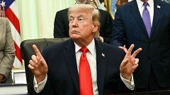 Crónica internacional -  Trump anuncia que la guerra contra Irán ha terminado, mientras que Teherán lo desmiente