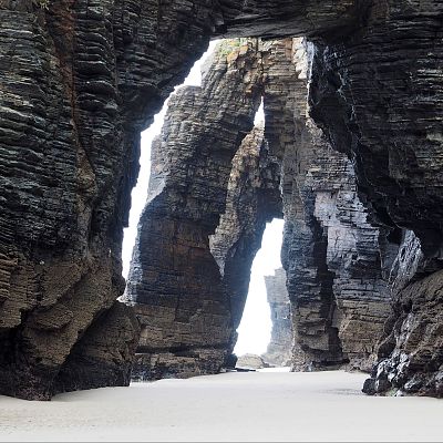 Playas legendarias en España: mitos, misterios y tradiciones - En clave Turismo | Escuchar