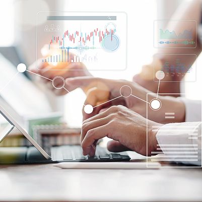 La transformación digital del banco de Ingenieros de Caminos - A golpe de bit | Escuchar