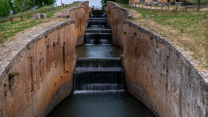 Ruta por Palencia, canal y camino en Tierra de Campos - En clave Turismo | Escuchar