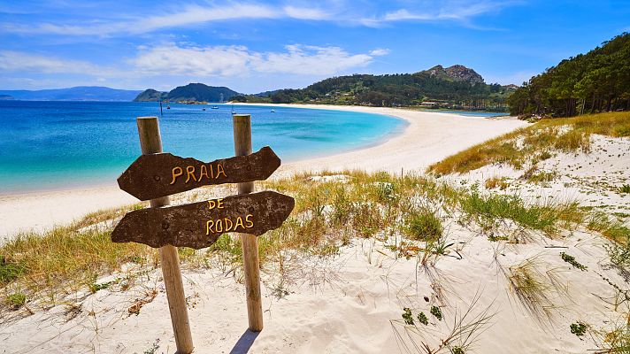 Xanas, sorginas y sirenucas en las playas de España - En clave Turismo | Escuchar