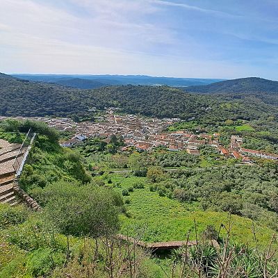 Parque natural de Sierra de Aracena y Picos de Aroche - La Iberia verde | Escuchar