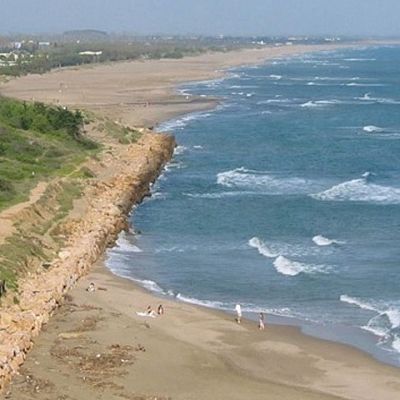 Griegos, romanos, monjes... Rosas es historia y playas - En clave Turismo | Escuchar