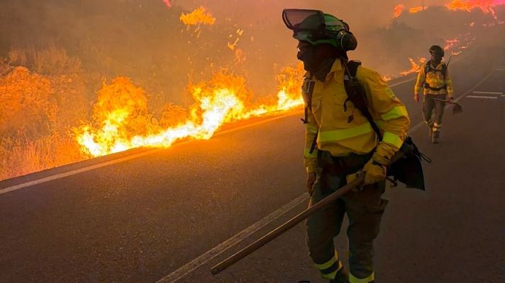 Plataforma de Bomberos Forestales: \"Los incendios son cada vez más voraces\" - Las mañanas de RNE | Escuchar