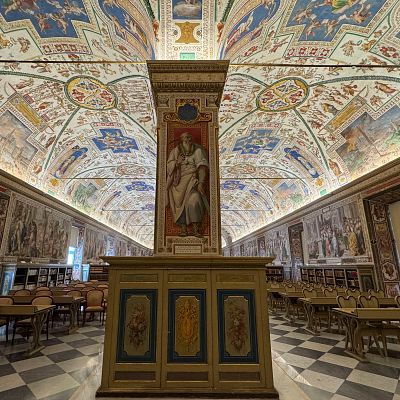 Europa Abierta - El Vaticano protege la historia europea con la digitalización - Escuchar ahora