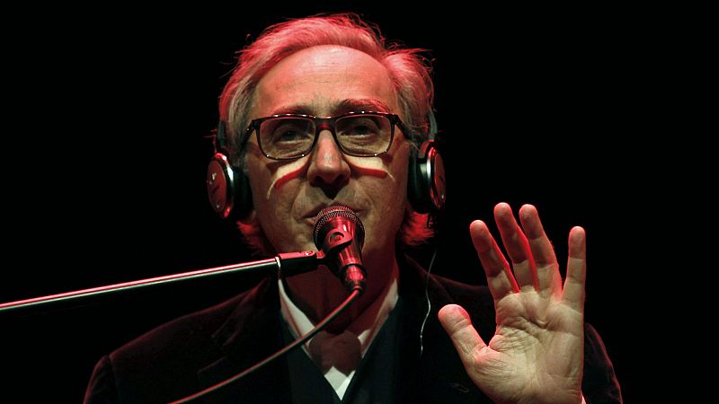 El día menos pensado - Franco Battiato nos presenta su primer disco en español en 12 años, 'Ábrete Sésamo' - Escuchar ahora