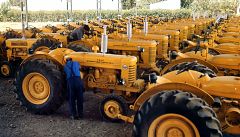 Zapato Veloz: "Tractor amarillo"