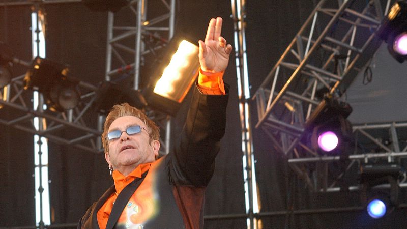 Sin rodeos - Elton John - 19/12/13 - escuchar ahora