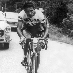 Fin de siglo - Fin de siglo - Federico Martín Bahamontes: la vida del mito del ciclismo - Escuchar ahora