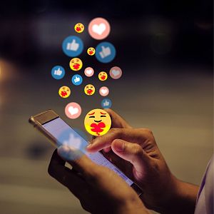 Las mañanas de RNE con Alfredo Menéndez - Las mañanas de RNE - Sexta hora - 25/08/14