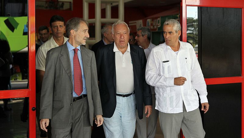 Las mañanas de RNE - El embajador de Cuba en España considera muy importante la visita del ministro Margallo - Escuchar ahora 