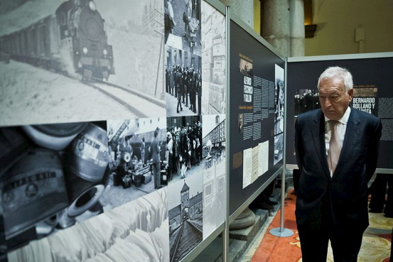 Entre paréntesis - 'Más allá del deber', la muestra de los héroes españoles que salvaron a miles de judíos del Holocausto - Escuchar ahora