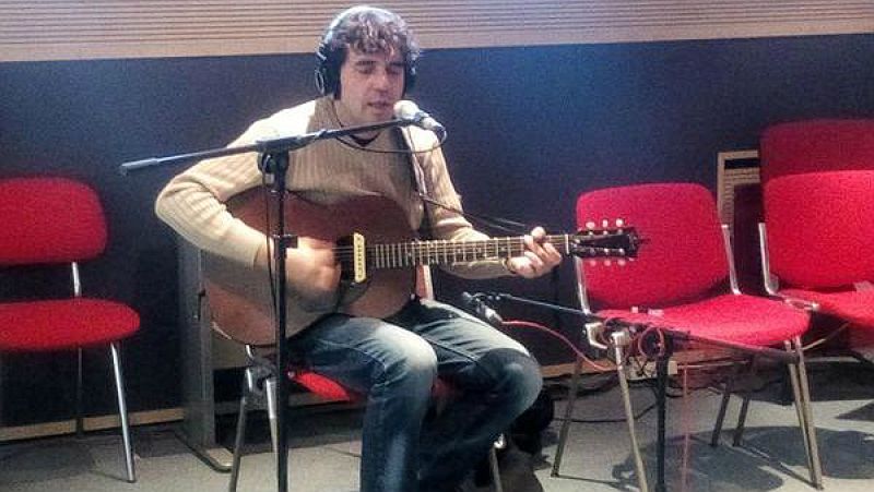 Las mañanas de RNE - Lichis vuelve a la música en directo con 'Modo avión' - Escuchar ahora