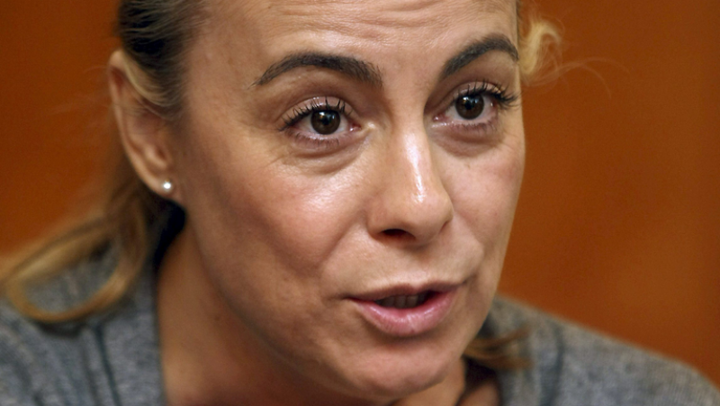 Boletines RNE - Sonia Castedo ya no es la alcaldesa de Alicante - Escuchar ahora