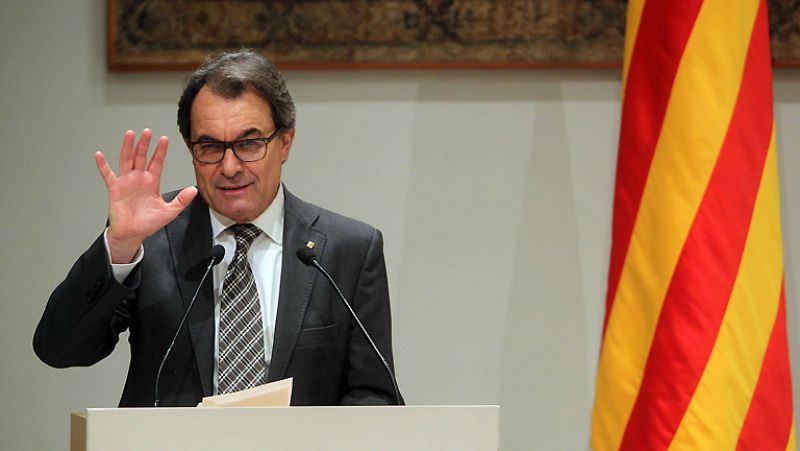 Boletines RNE - El TSJC ve indicios de desobediencia en Artur Mas - Escuchar ahora