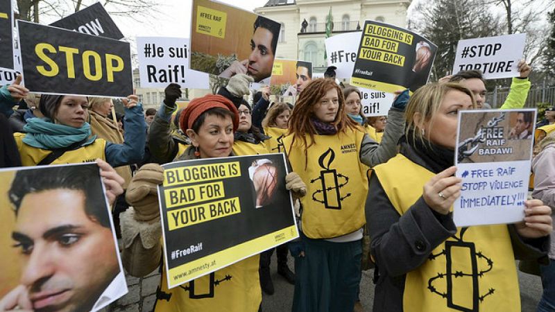 Entre paréntesis - Amnistía Internacional pone en marcha la campaña "¡Ni un latigazo más!" - Escuchar ahora