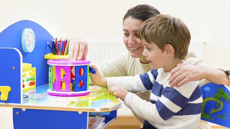 Esto me suena. Las tardes del Ciudadano García - Madre SOS, la tarea de ayudar a los niños a volver a ser niños - Escuchar ahora